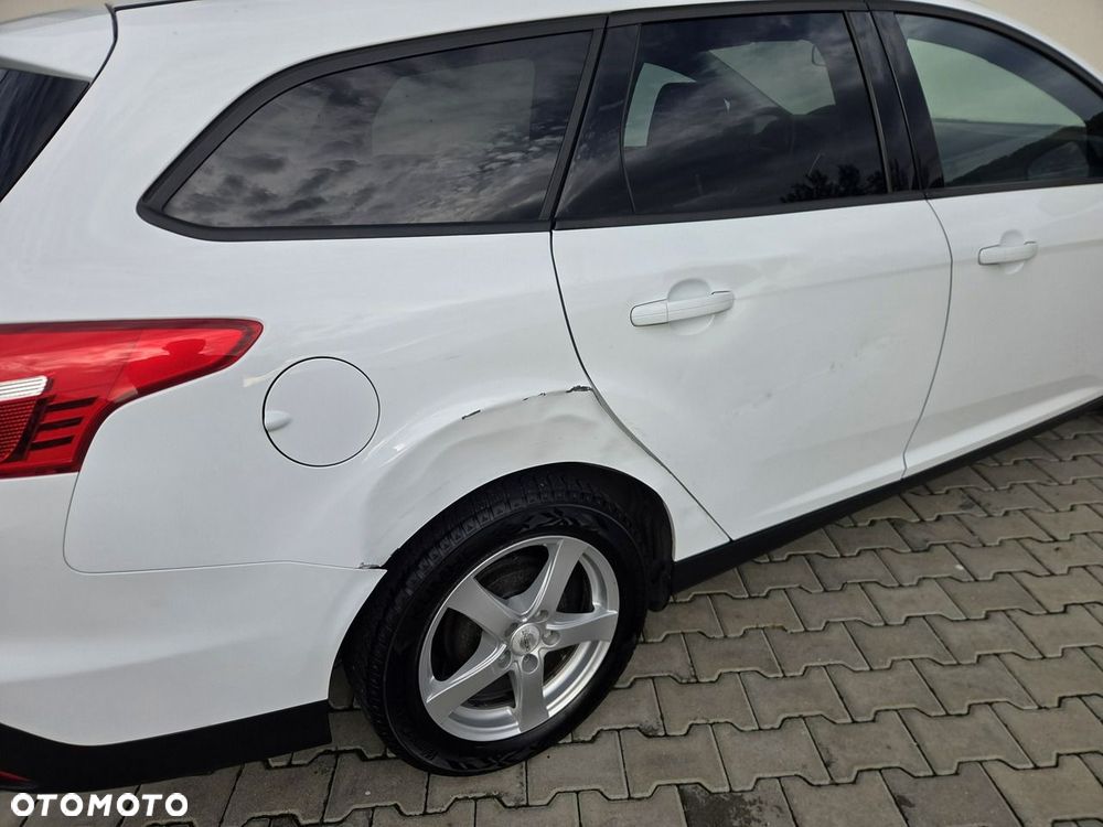Ford Focus - 22