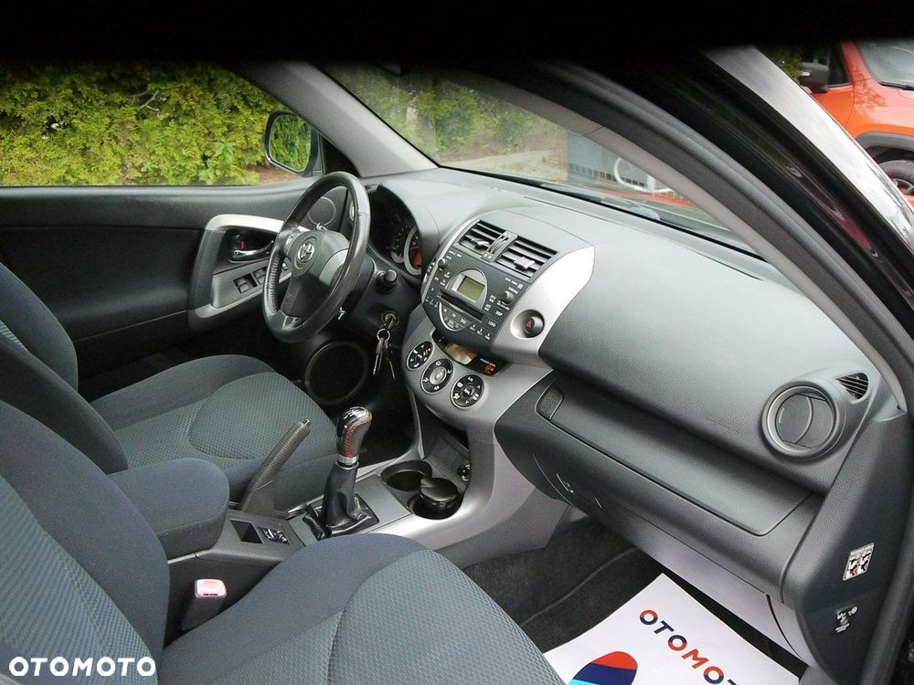 Toyota RAV4 2.0 VVT-i Luna - 21