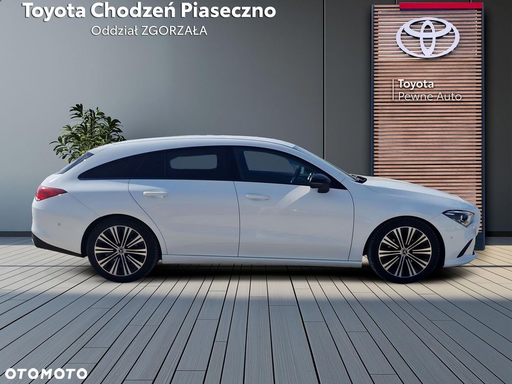 Mercedes-Benz CLA 180 Progressive 7G-DCT - 6