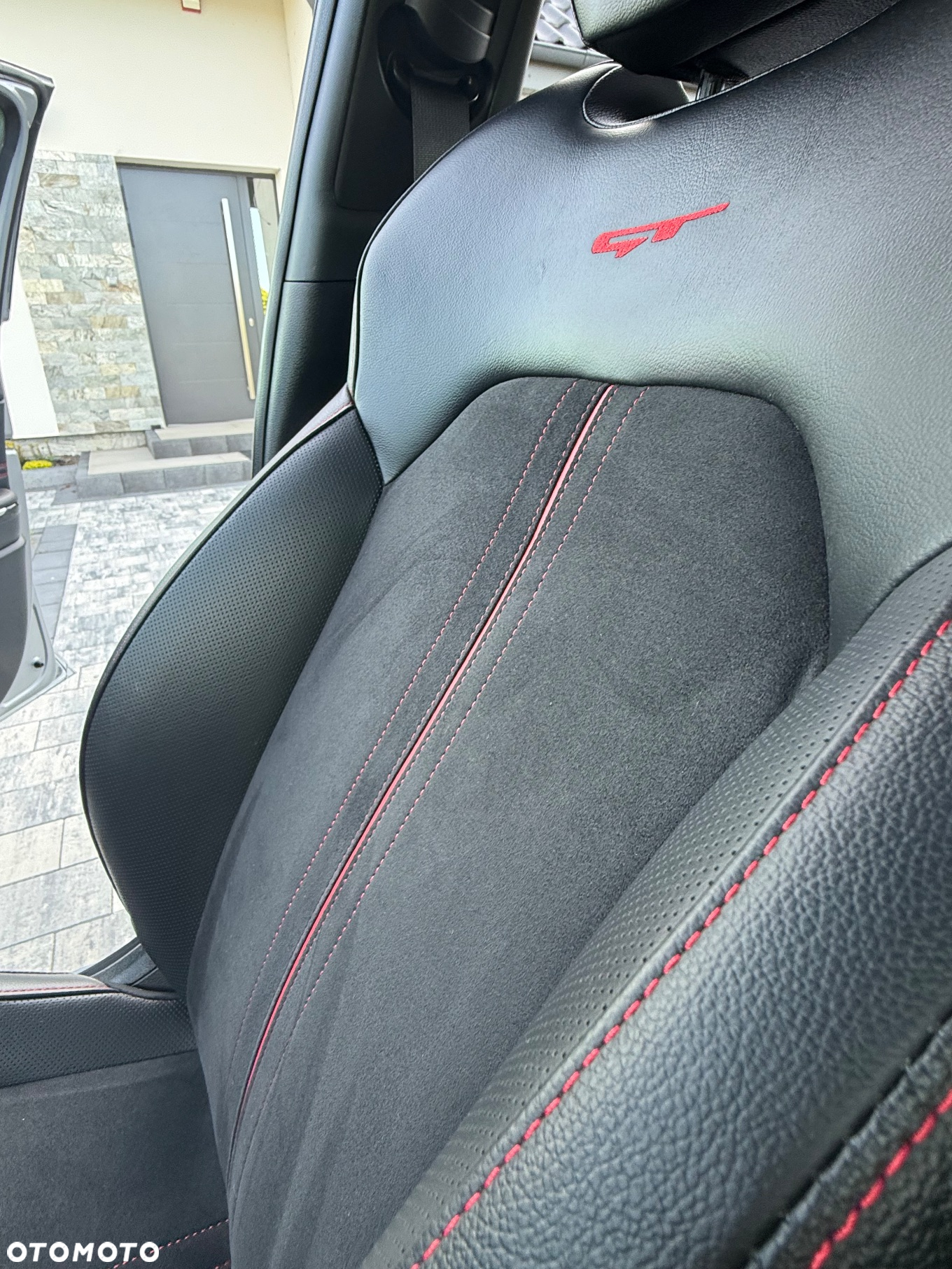 Kia ProCeed 1.6 T-GDI GT DCT - 34