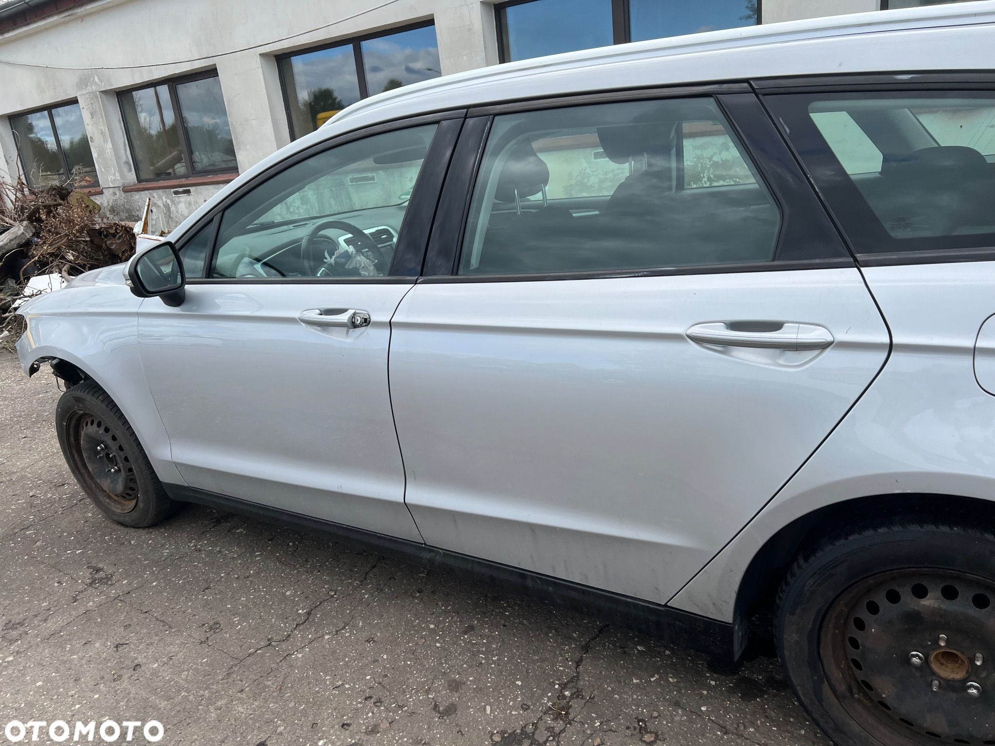 Ford Mondeo mk 5 DD drzwi kombi 14-22 r srebrne - 1