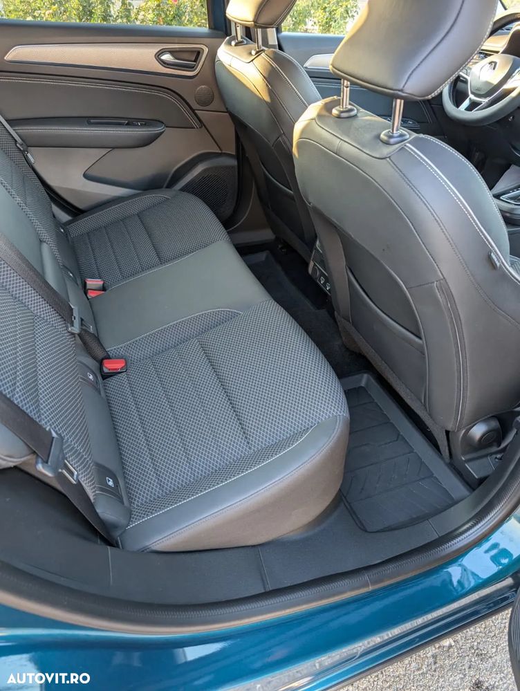 Renault Arkana MHEV 160 EDC Techno - 5