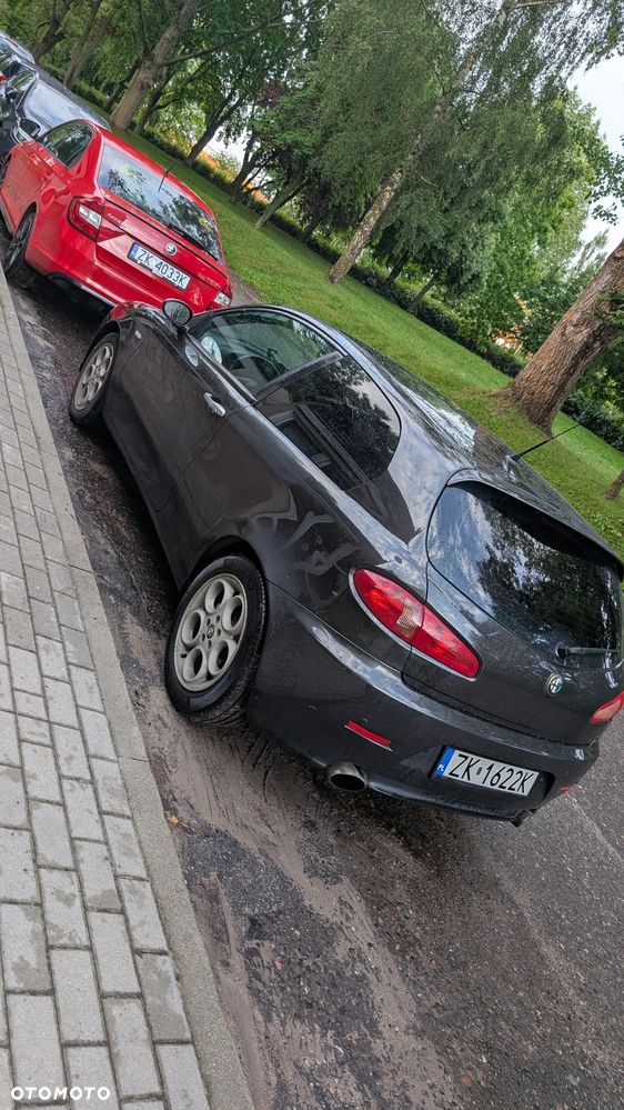 Alfa Romeo 147 1.9 JTD 16V Q2 - 6