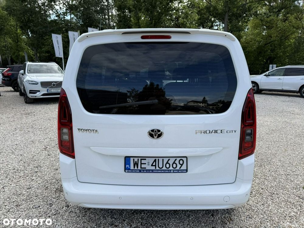 Toyota Proace City Verso - 11