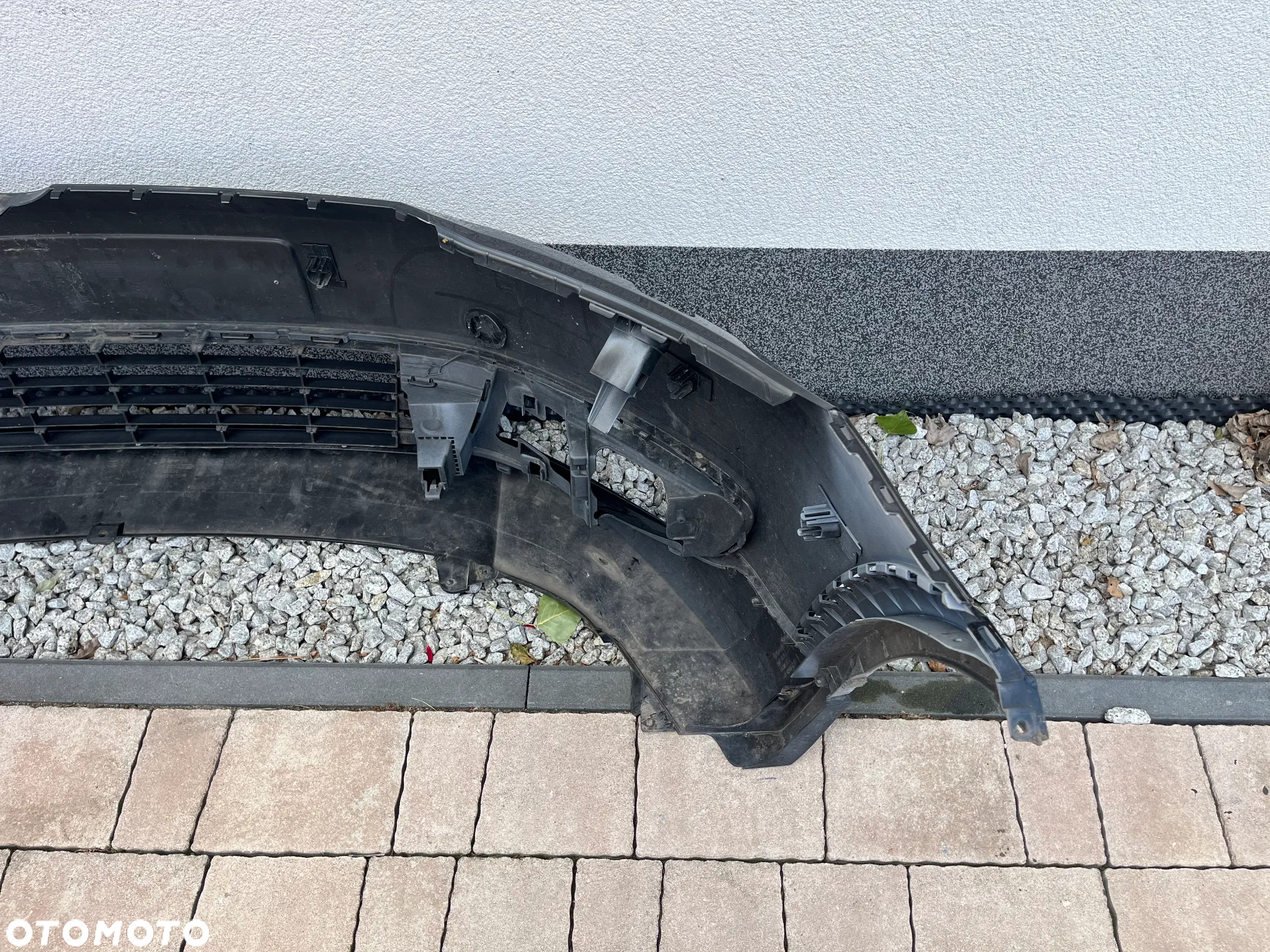 VW Touran Cross zderzak przedni - 4