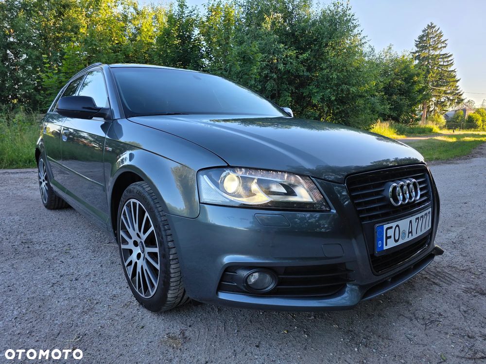 Audi A3 Sportback 2.0 TDI DPF S line Sportpaket - 16