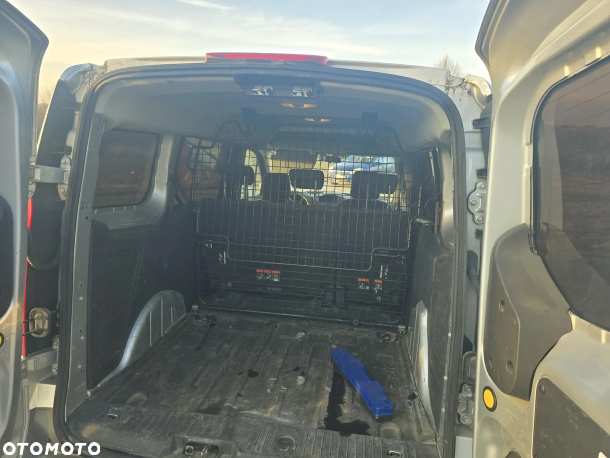 Ford Transit Connect - 7