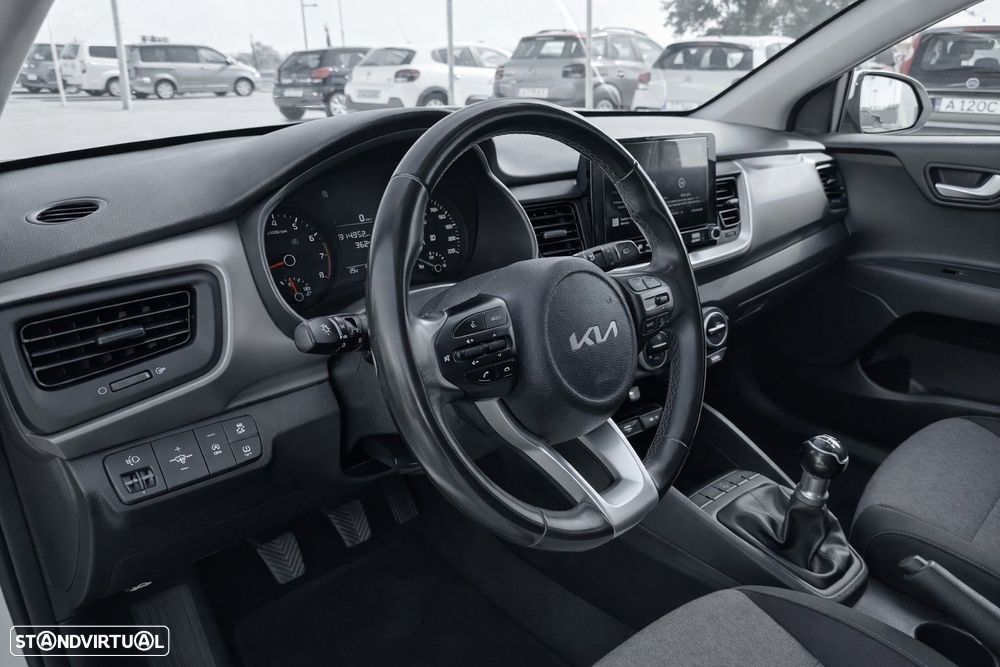 Kia Stonic 1.2 Dynamic - 14