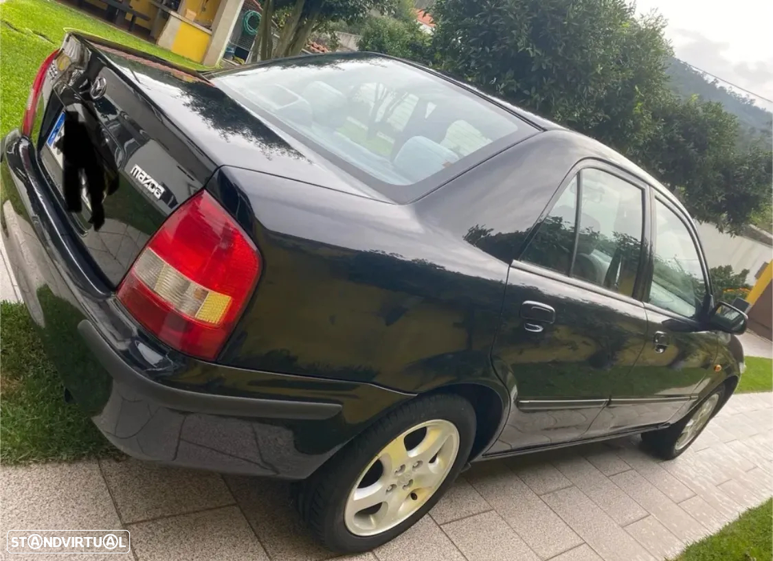 Mazda 323 - 3