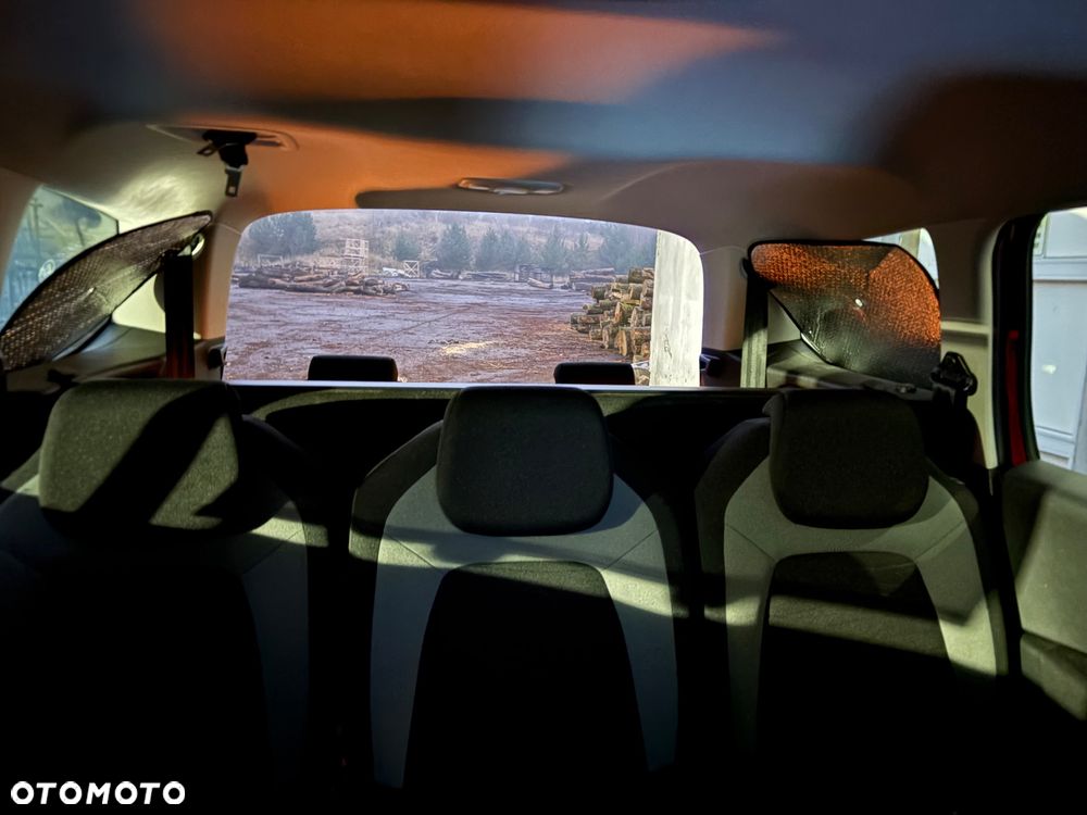 Citroën C4 Picasso 2.0 HDi FAP Tendance - 6