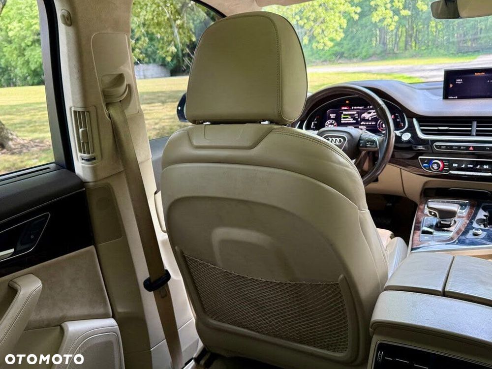Audi Q7 3.0 TFSI Quattro Tiptronic - 16