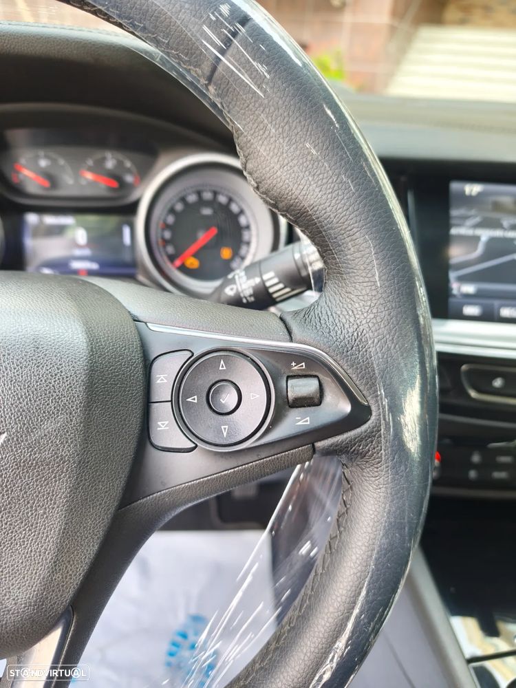 Opel Insignia Sports Tourer - 15