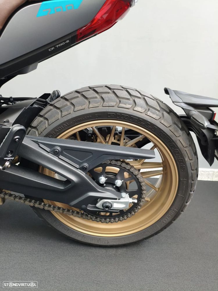 CF Moto 700CL-X Heritage Abs - 23