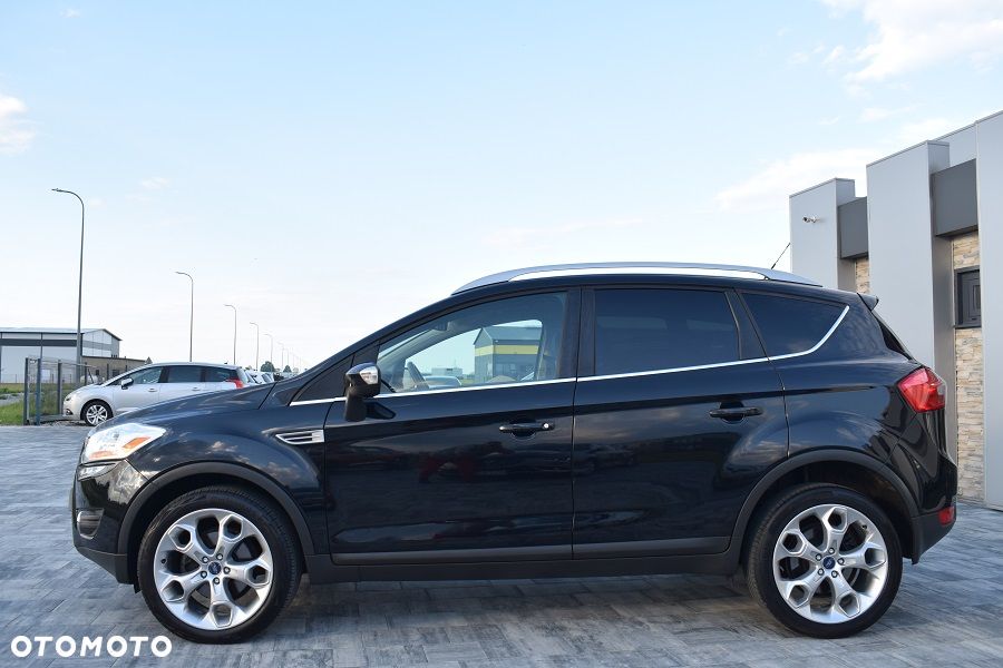 Ford Kuga 2.0 TDCi 2x4 Titanium - 3