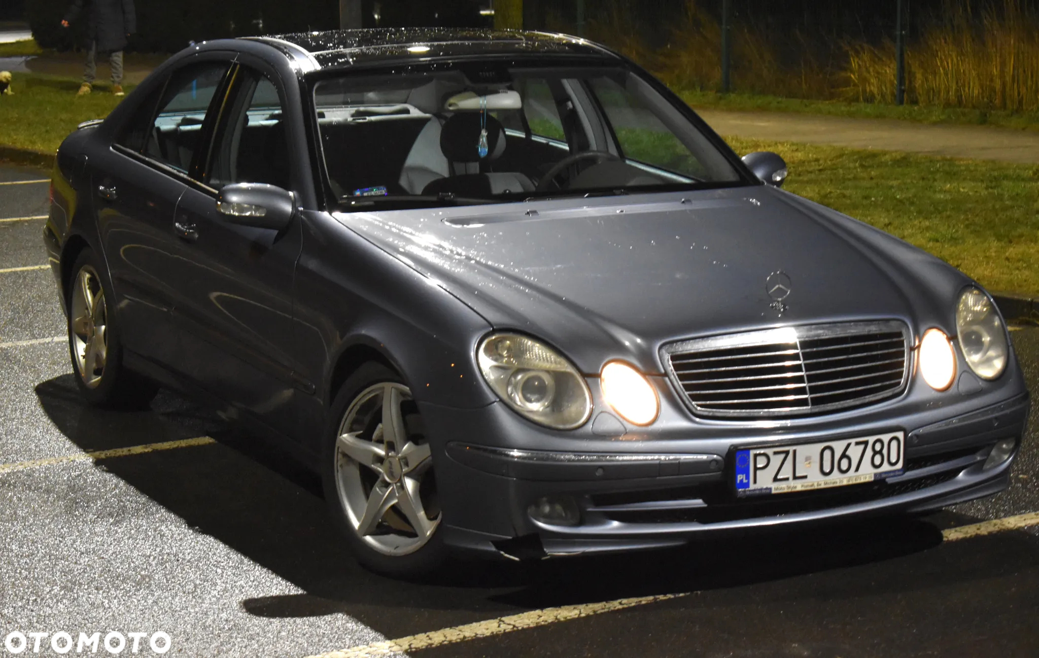 Mercedes-Benz Klasa E - 2
