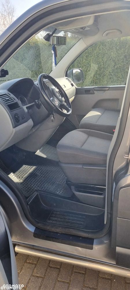 Volkswagen Transporter - 2
