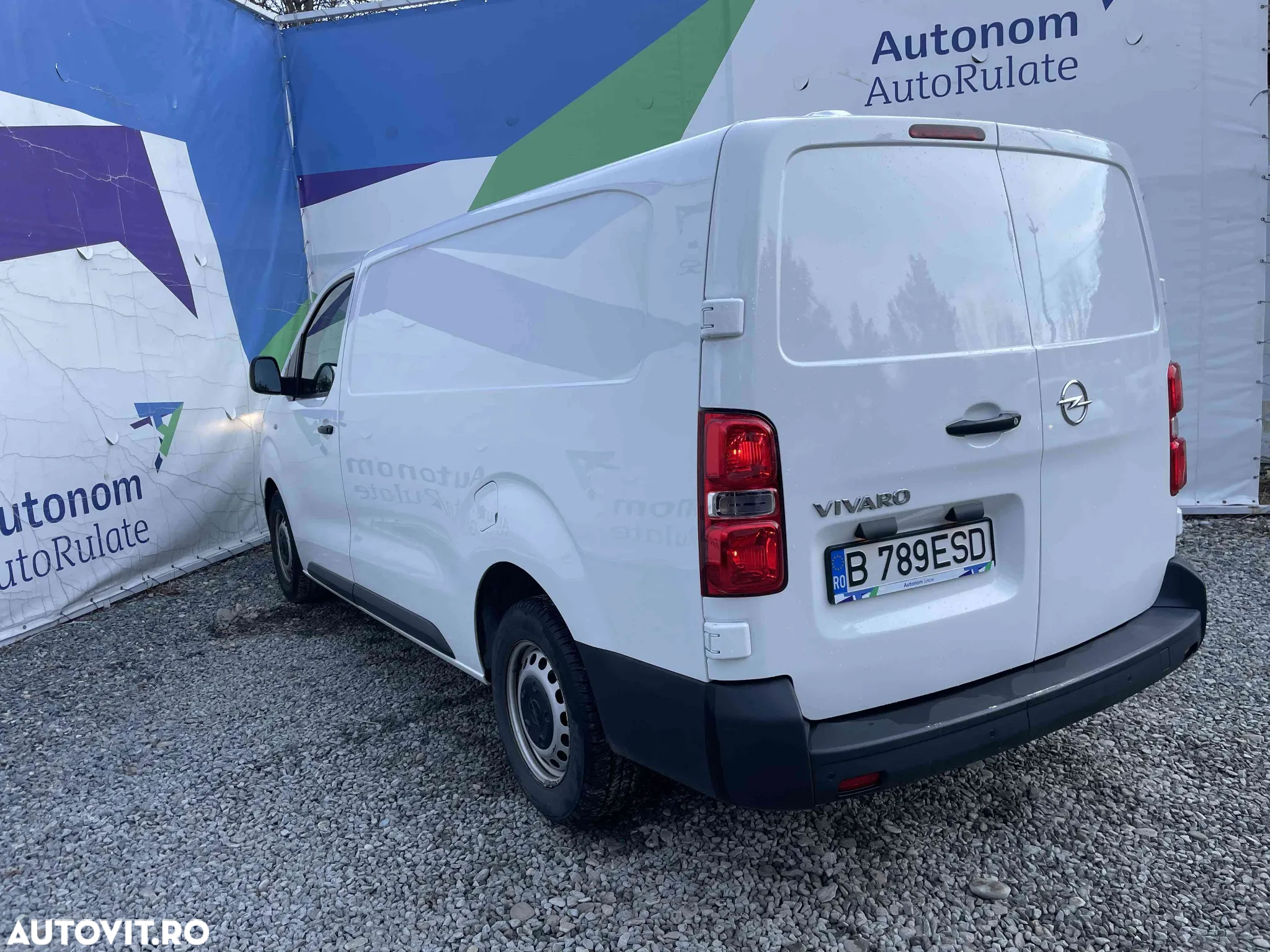 Opel Vivaro - 4