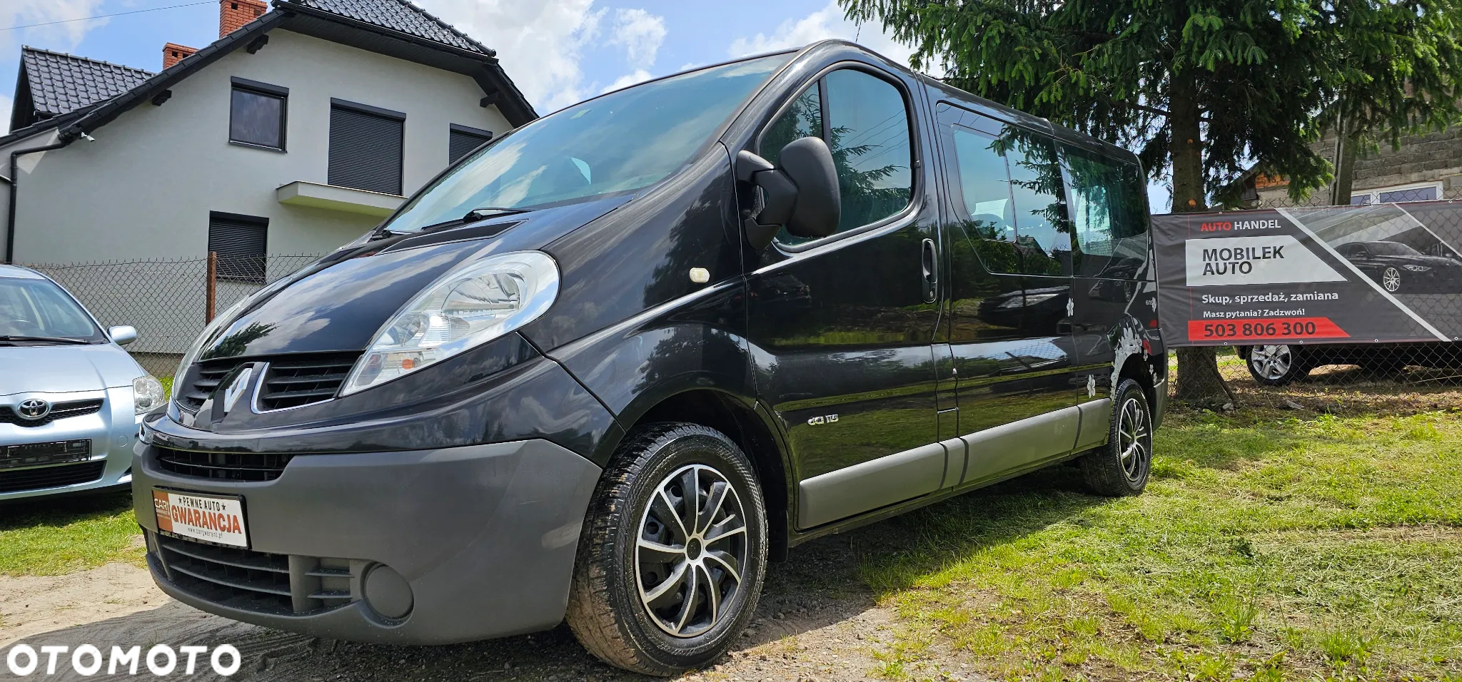 Renault Trafic 2.0 dCi 115 FAP Passenger Black Edition - 2