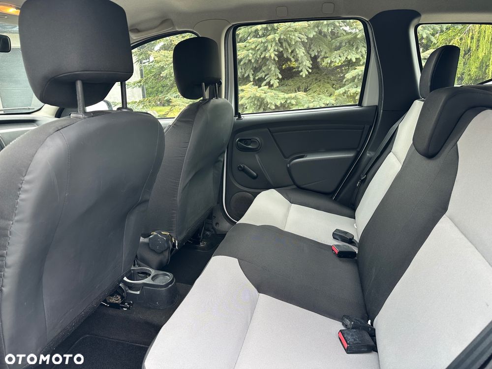 Dacia Duster 1.6 - 6