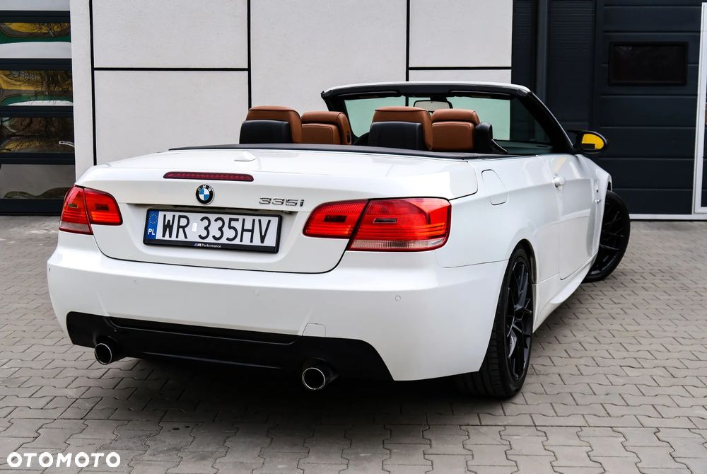BMW Seria 3 335i - 14