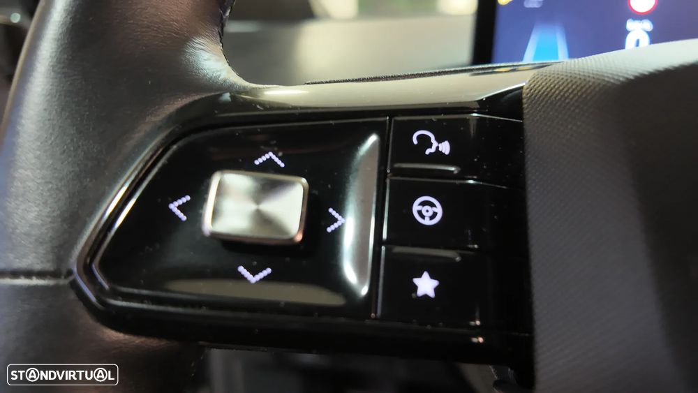 MG MG4 64 kWh Luxury - 21