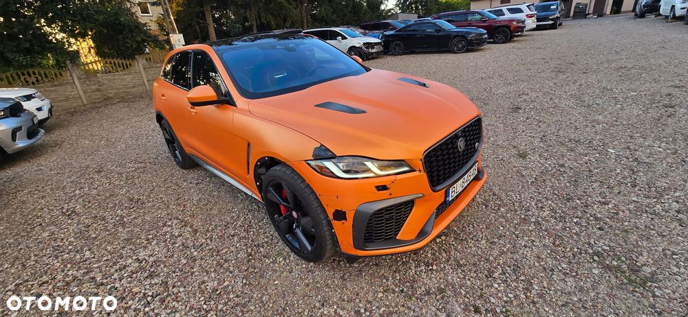 Jaguar F-Pace AWD SVR - 9