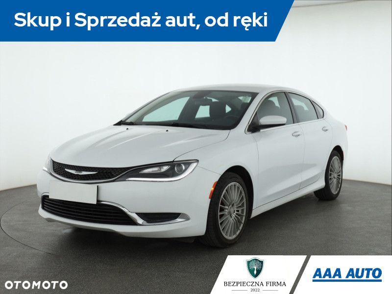 Chrysler 200 - 2