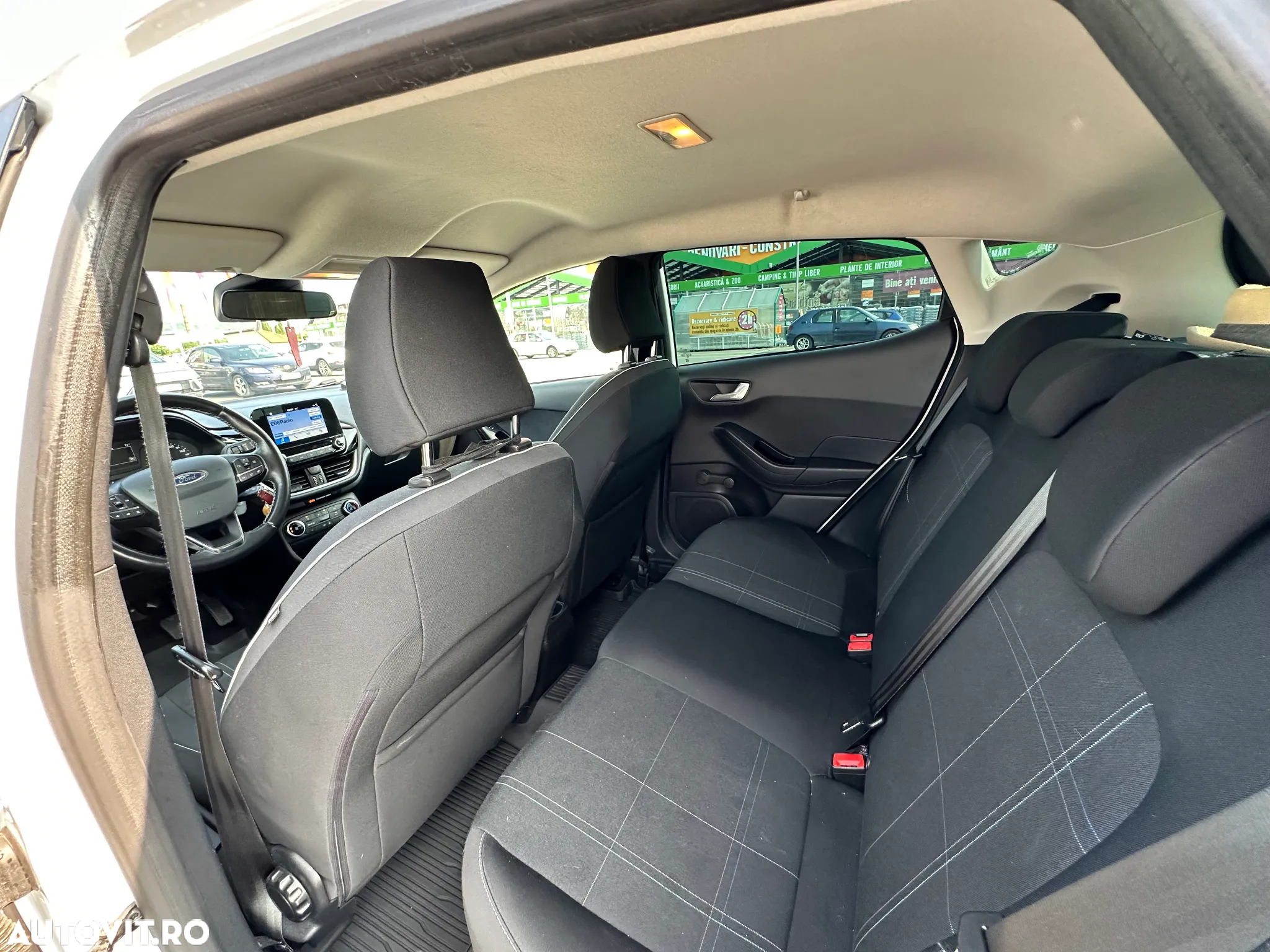 Ford Fiesta 1.0 EcoBoost Trend - 33