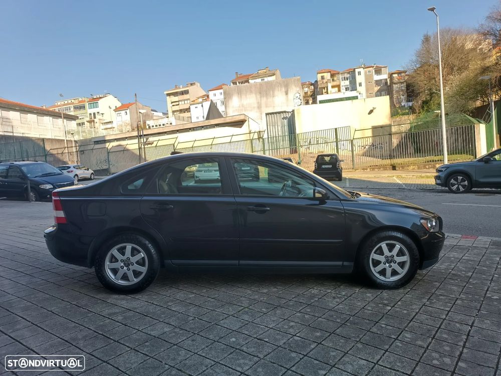 Volvo S40 1.6 D Nível 2 - 6