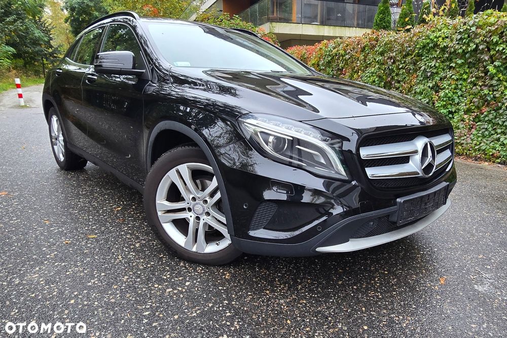 Mercedes-Benz GLA - 2
