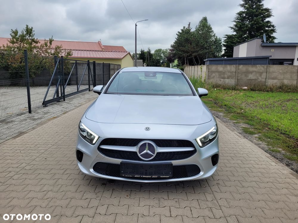Mercedes-Benz Klasa A 180 d 7G-DCT Edition 1 - 2