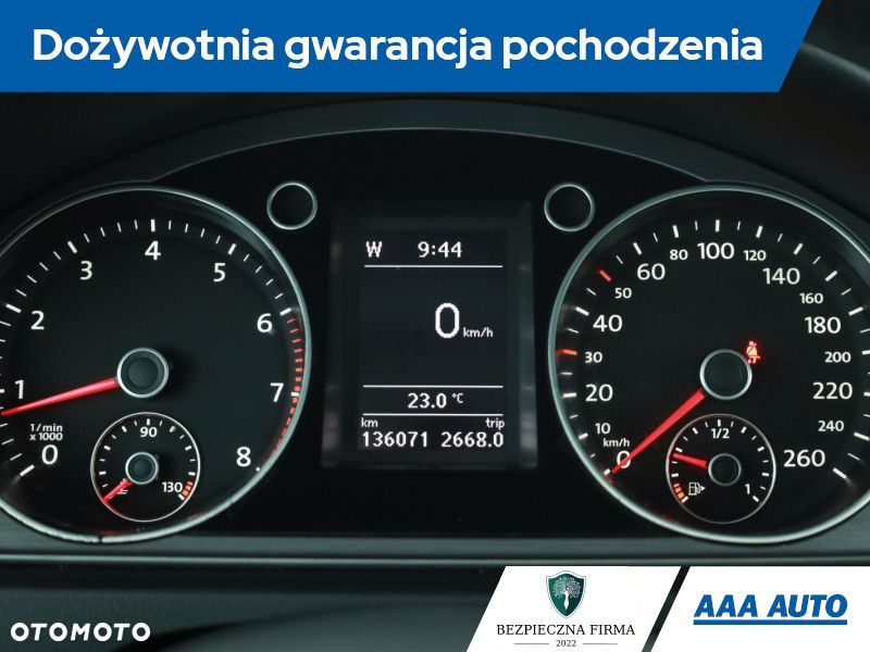 Volkswagen Passat - 10