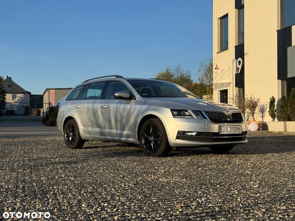 Skoda Octavia 2.0 TDI Drive DSG - 1