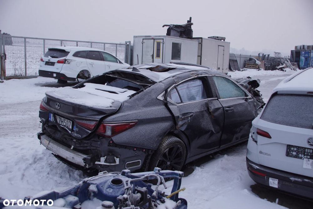 Auto na części - Lexus ES350 ES300H Lift 2.5 HYBRID A25A-FXS CVT 1L1 2022R Silnik Skrzynia Drzwi Szyba Klamka Błotnik Lampa Deska Kokpit Sterownik Moduł Czujnik Licznik Wyświetlacz Panel Kierownica - 7