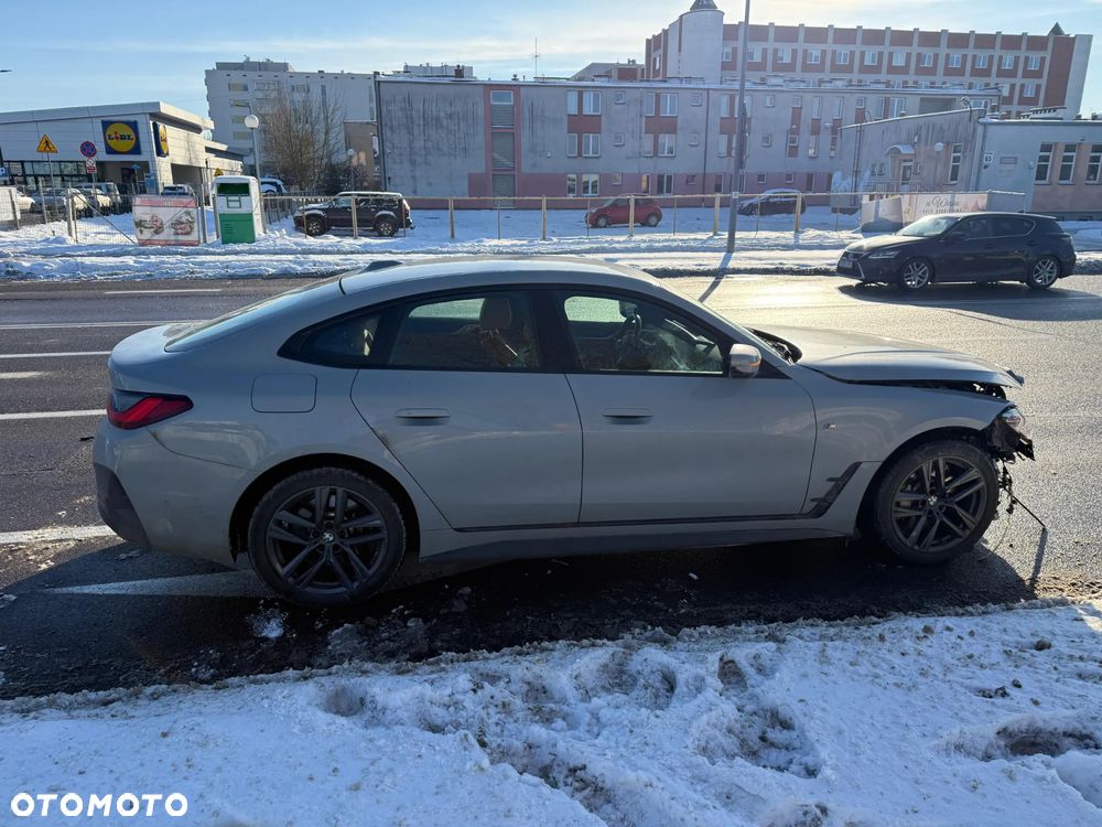 BMW i4 83.9kWh eDrive 40 M Sport - 10