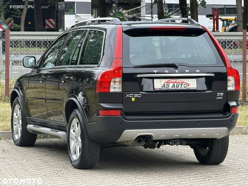 Volvo XC 90 D5 AWD Geartonic Summum - 4