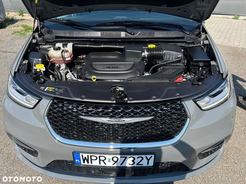 Chrysler Pacifica - 14