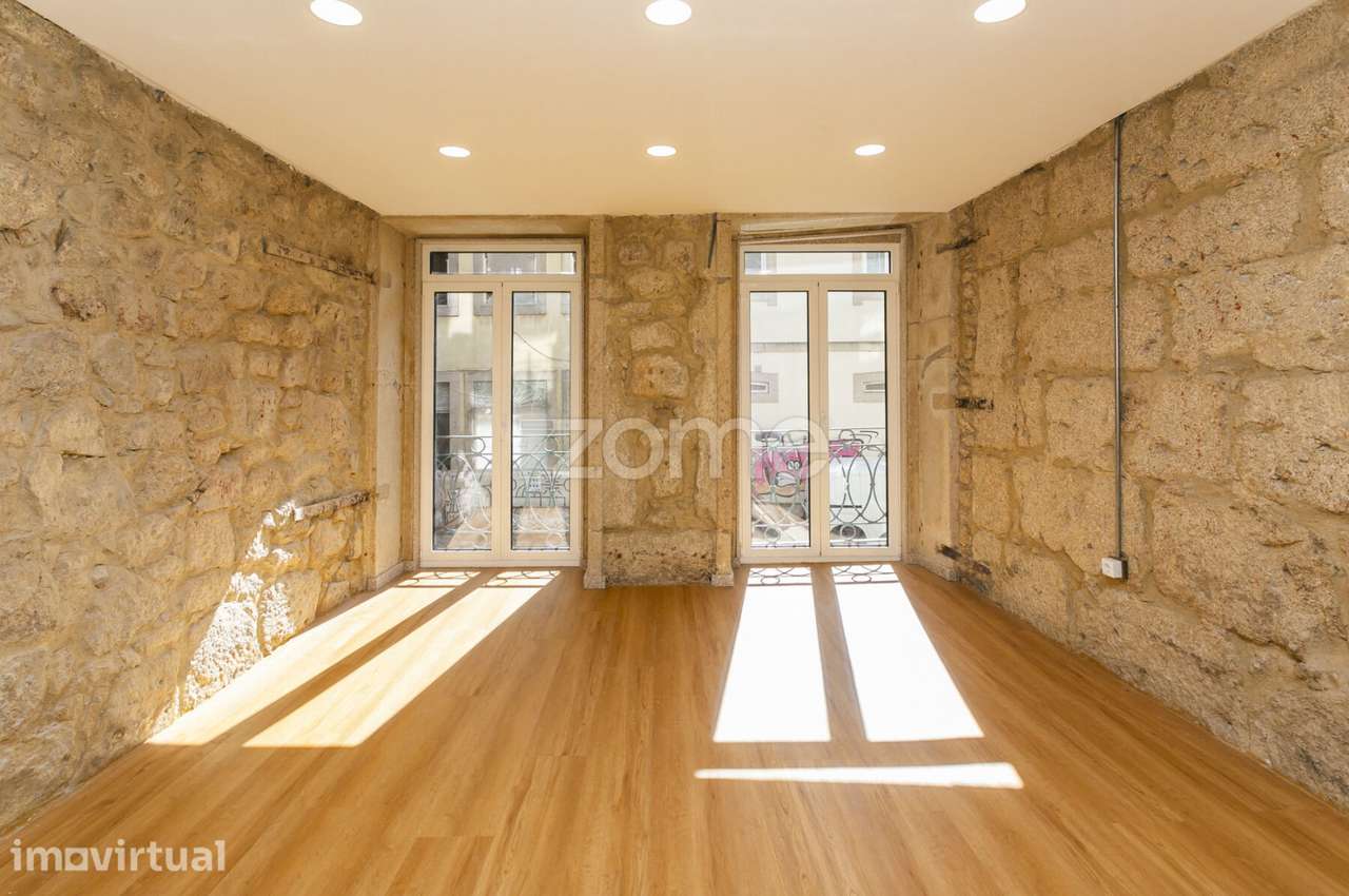 T0 + 1 Totalmente Renovado com 49m2 | Ribeira, Porto - Grande imagem: 5/16