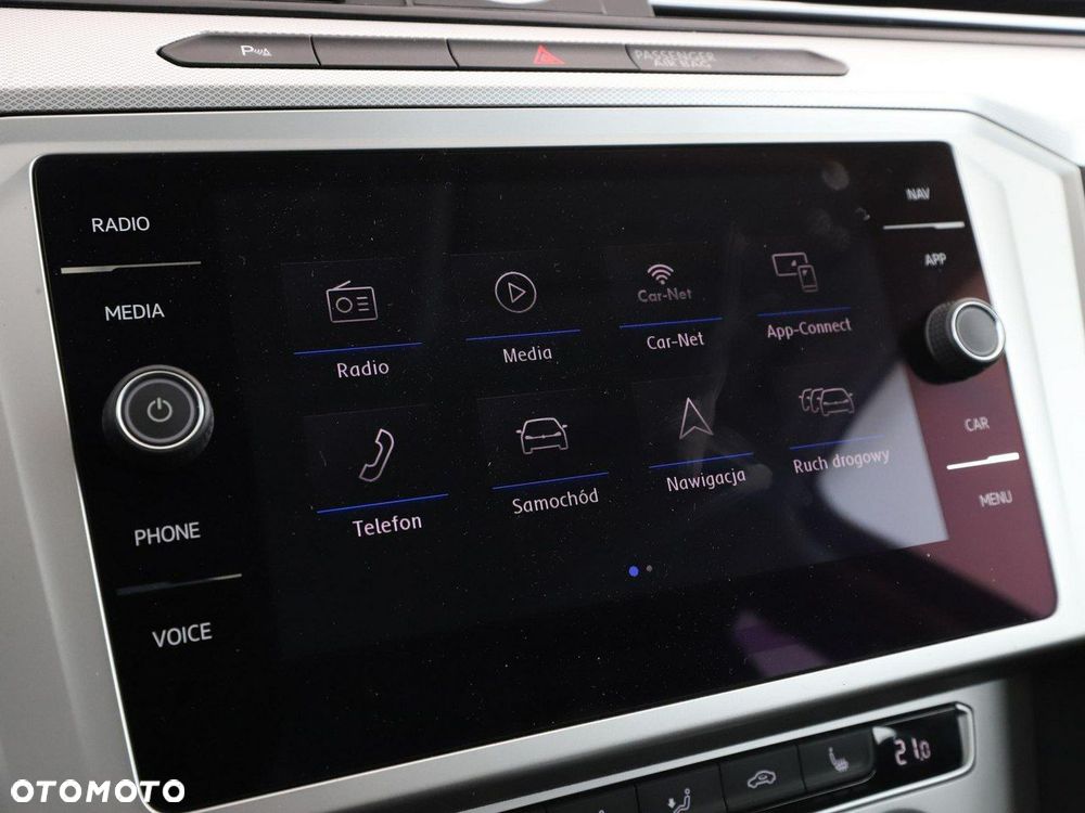 Volkswagen Passat - 23