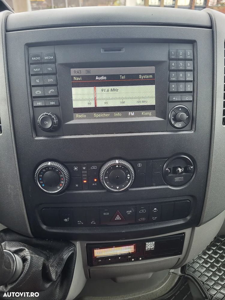 Mercedes-Benz Sprinter - 7