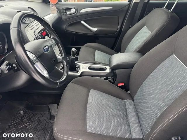 Ford Mondeo 1.6 Ti-VCT Concept - 18