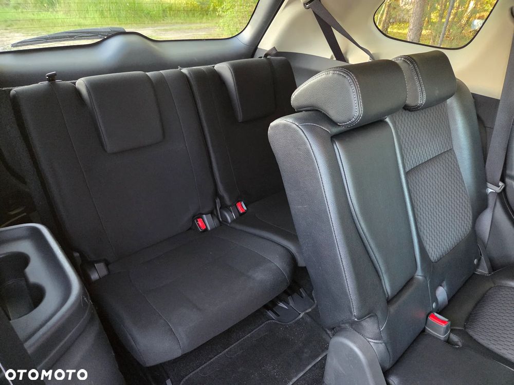 Mitsubishi Outlander 2.0 Intense + CVT - 29