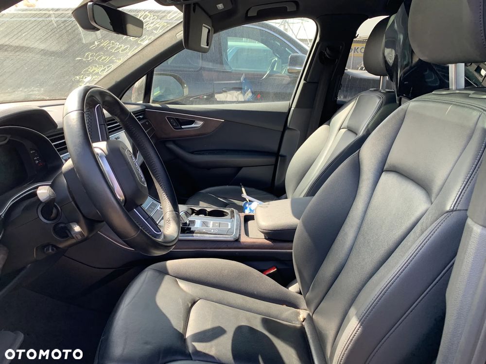 Audi Q7 - 15