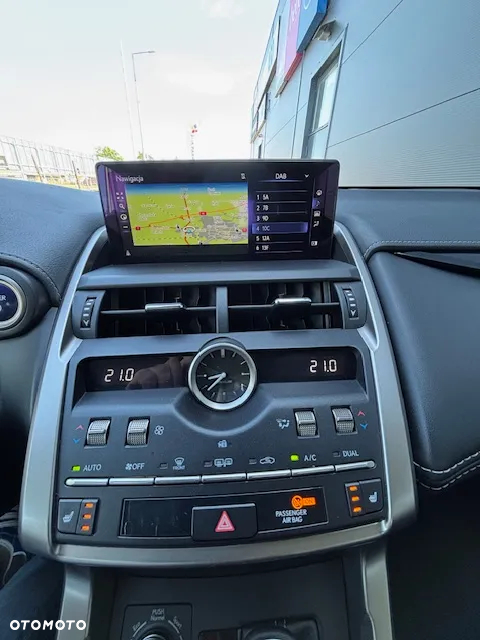 Lexus NX 300h Elegance Optimum AWD - 27