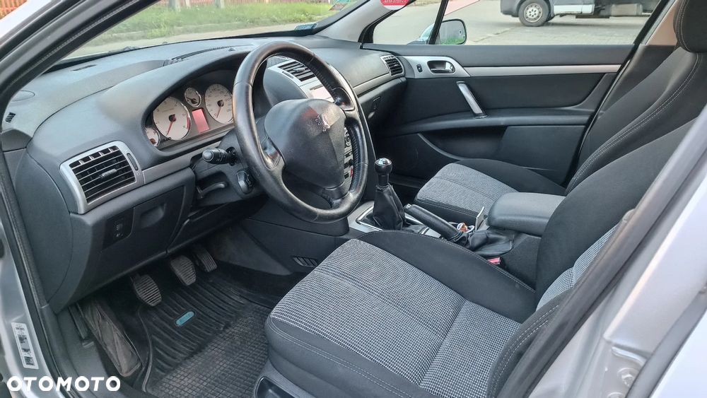 Peugeot 407 1.6 HDi Presence - 6