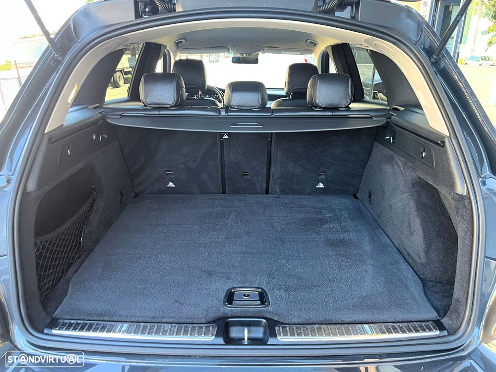 Mercedes-Benz GLC 300 - 34