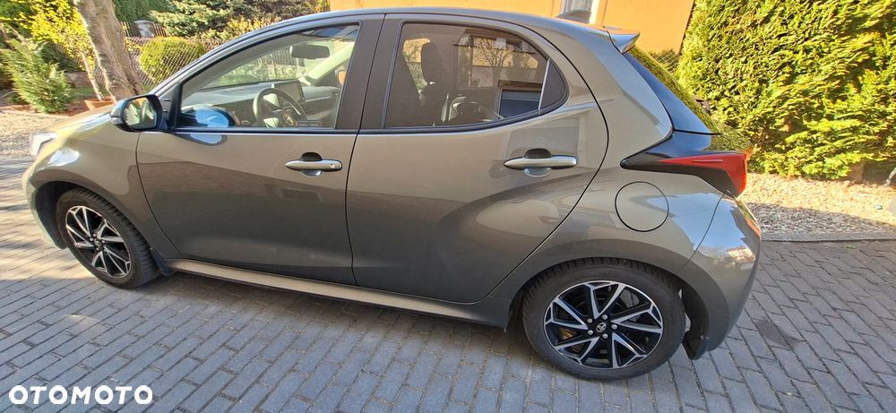Toyota Yaris 1.5 Comfort - 2