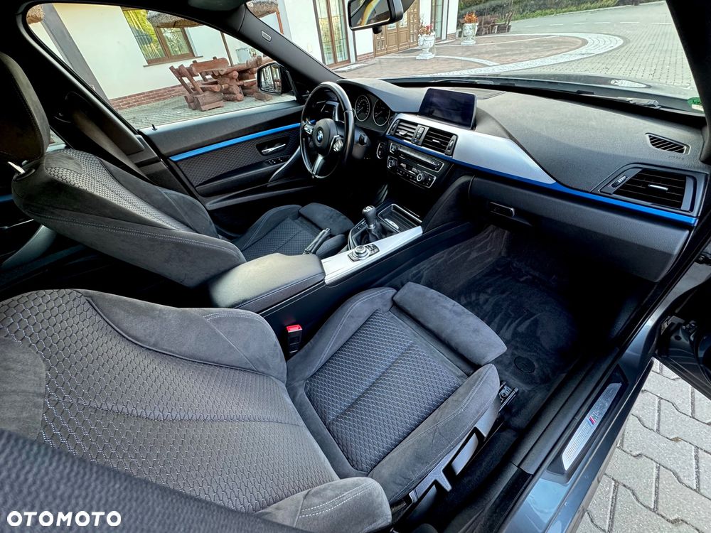 BMW 3GT 325d M Sport - 28