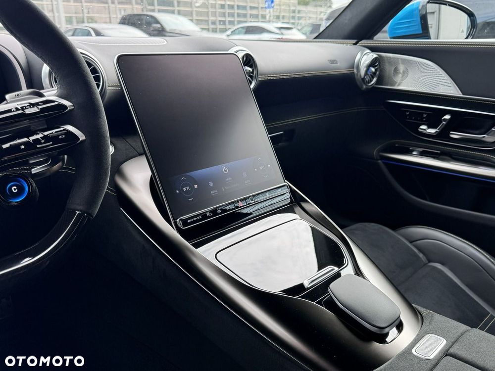 Mercedes-Benz SL 63 4Matic+ SPEEDSHIFT MCT 9G - 22