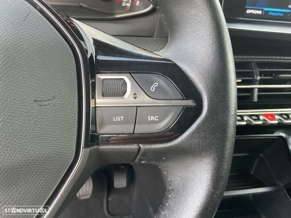 Peugeot 2008 1.2 PureTech Active - 39